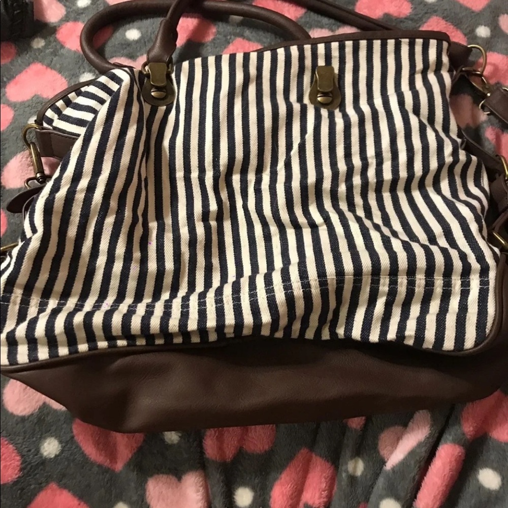 Striped purse - Picture 2 of 3